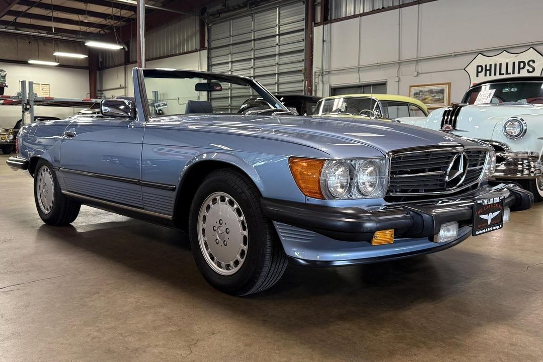 1987 Mercedes-Benz 560SL