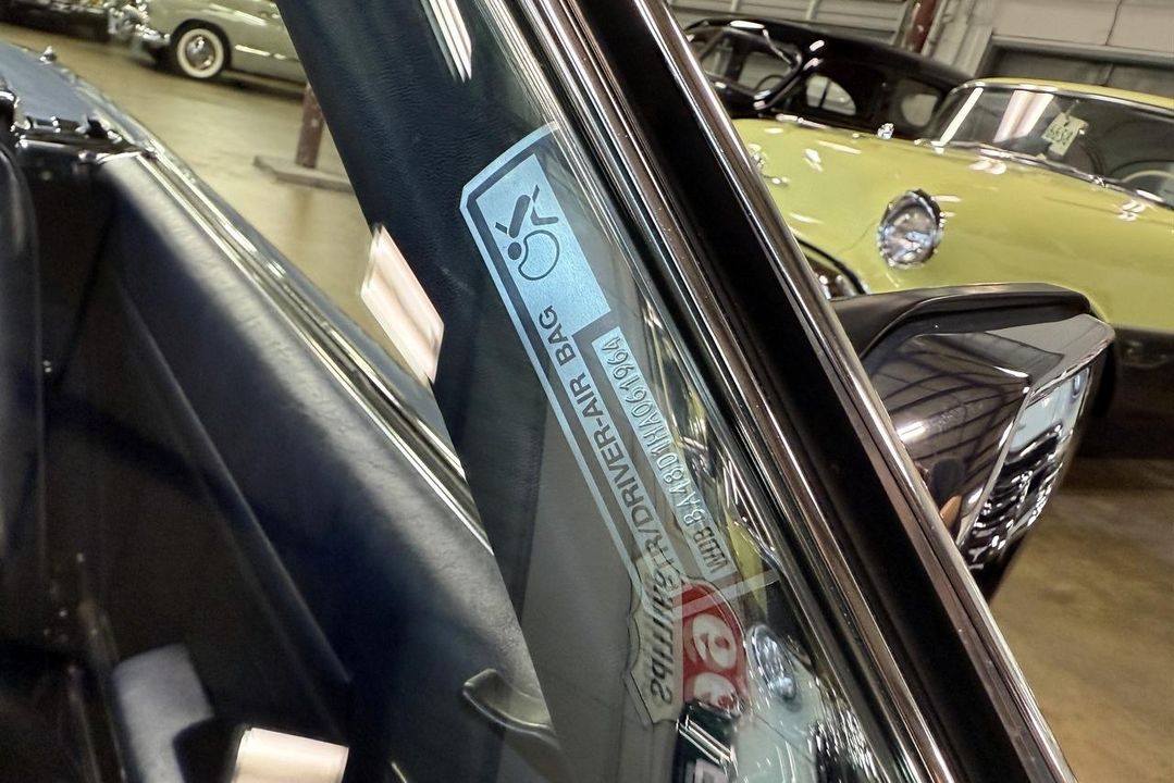 1987 Mercedes-Benz 560SL