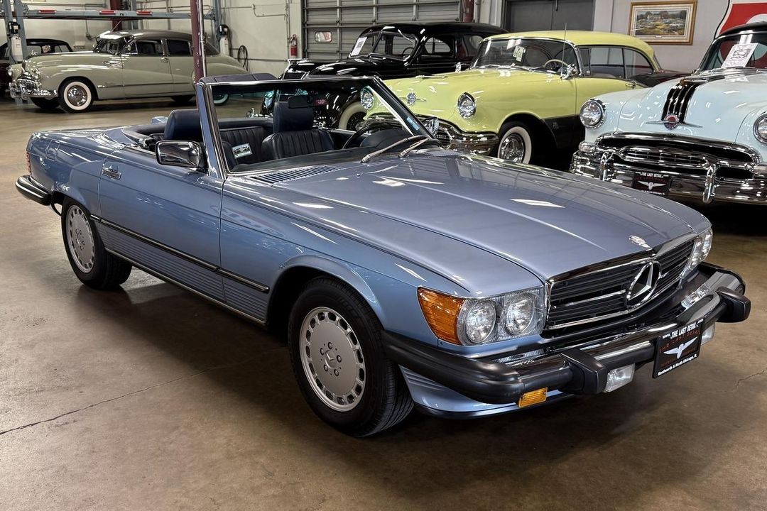 1987 Mercedes-Benz 560SL