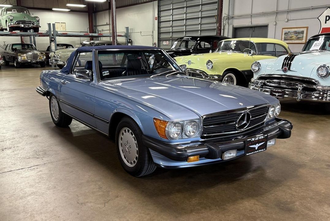 1987 Mercedes-Benz 560SL