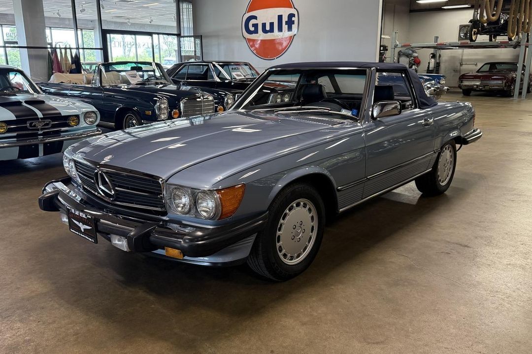 1987 Mercedes-Benz 560SL