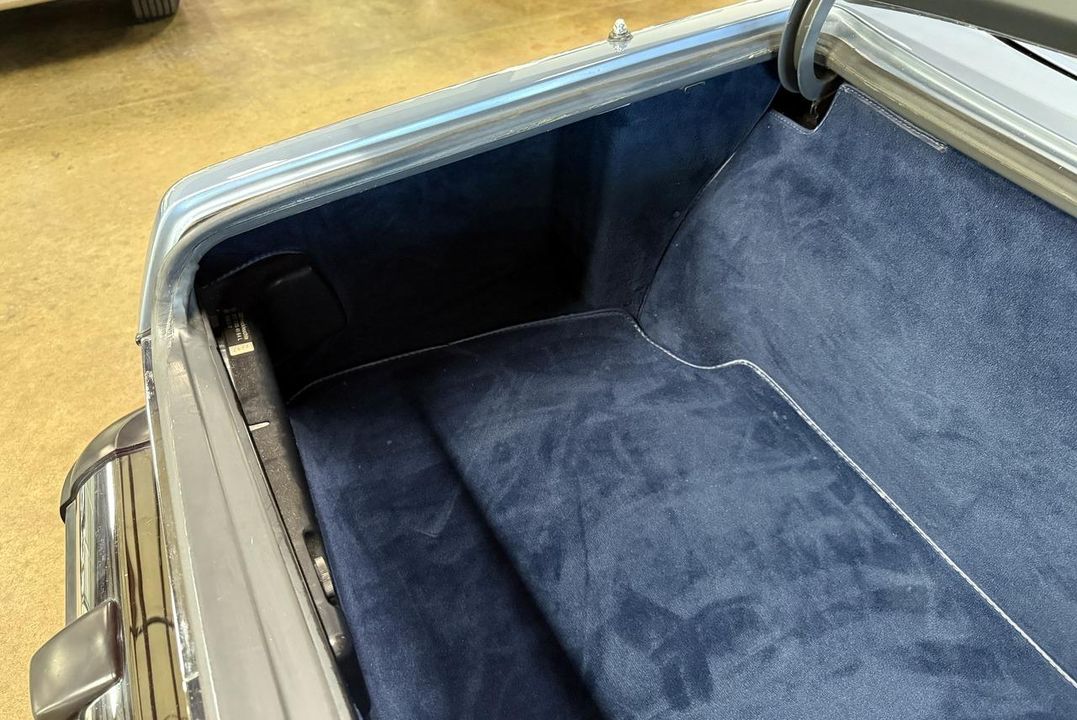 1987 Mercedes-Benz 560SL