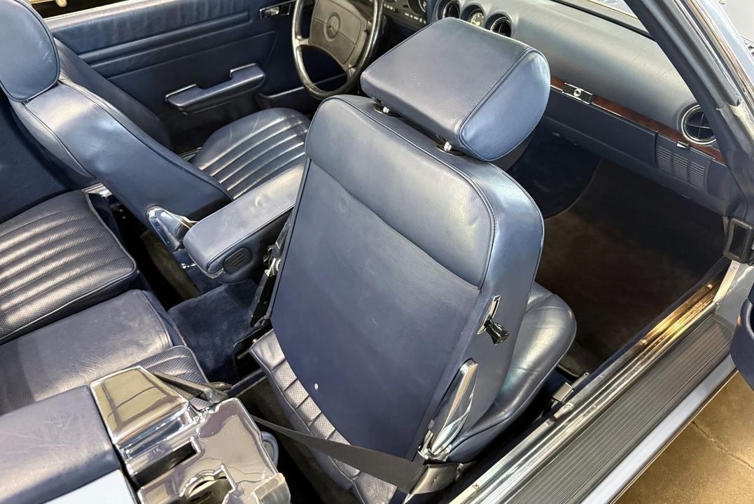 1987 Mercedes-Benz 560SL