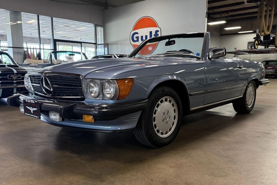 1987 Mercedes-Benz 560SL