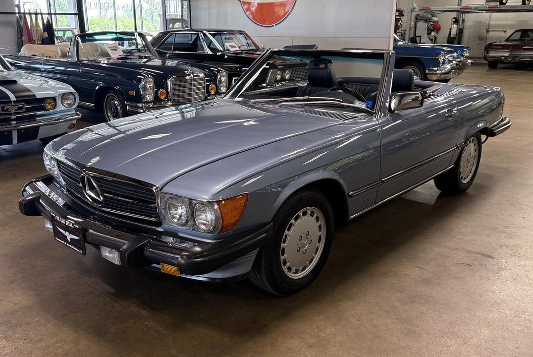 1987 Mercedes-Benz 560SL