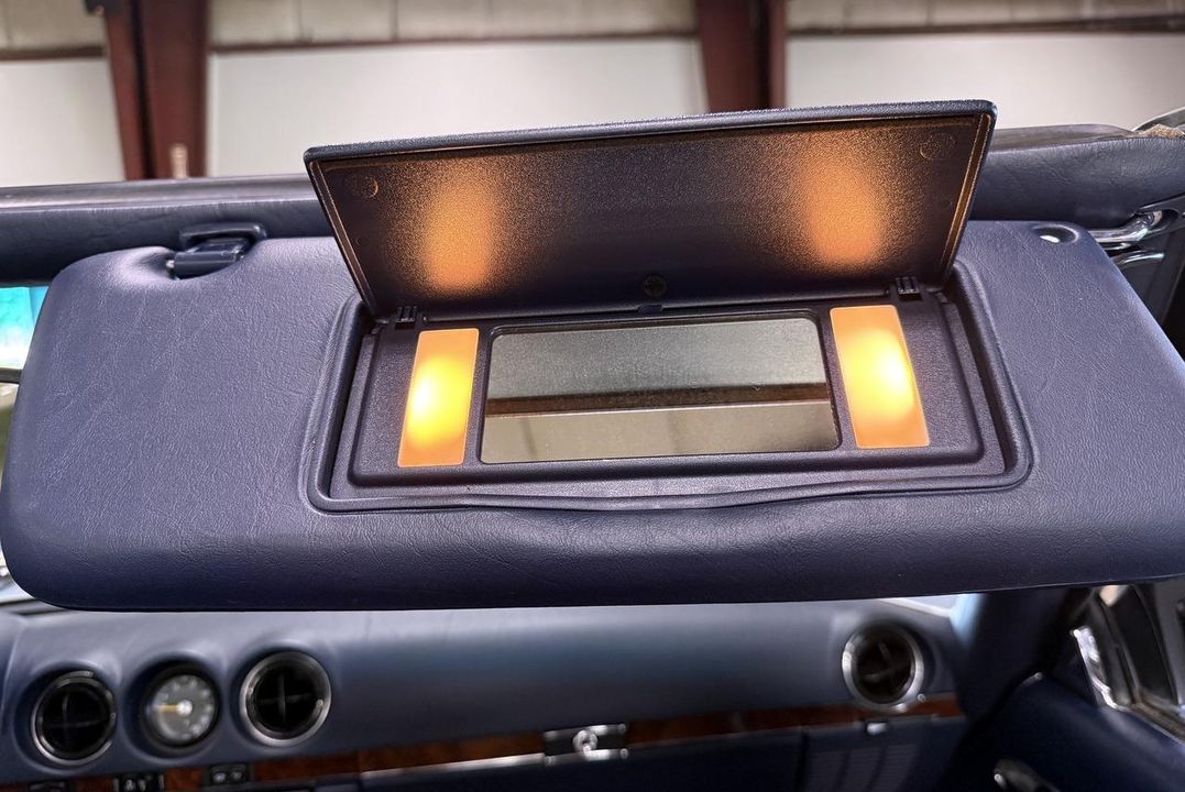 1987 Mercedes-Benz 560SL
