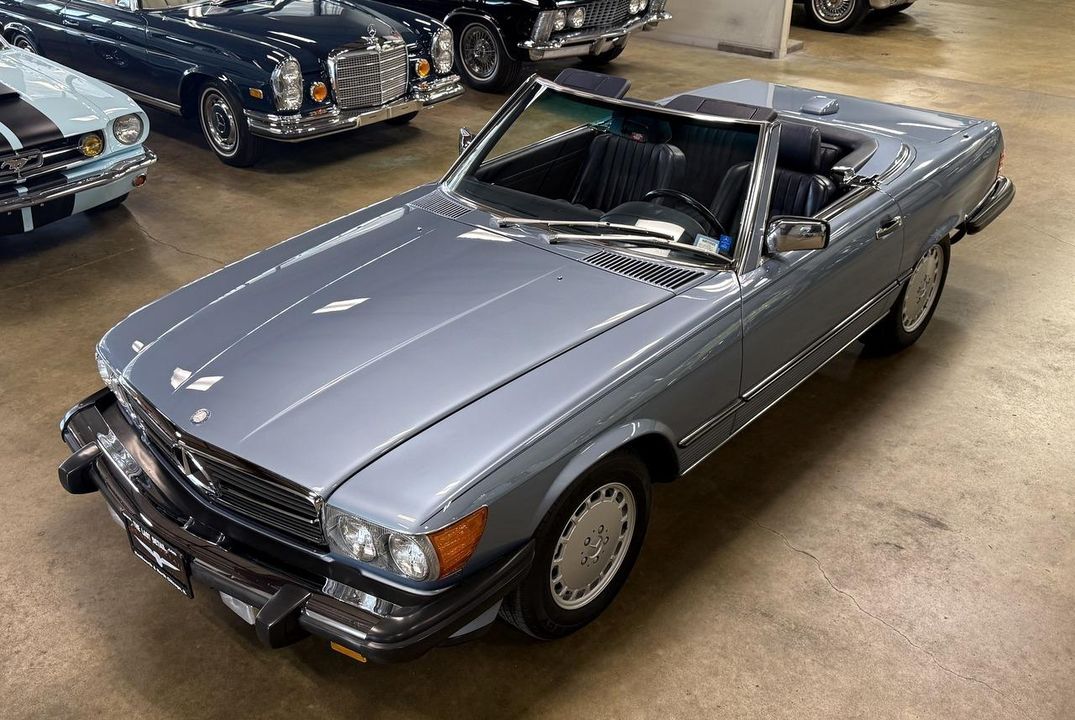 1987 Mercedes-Benz 560SL