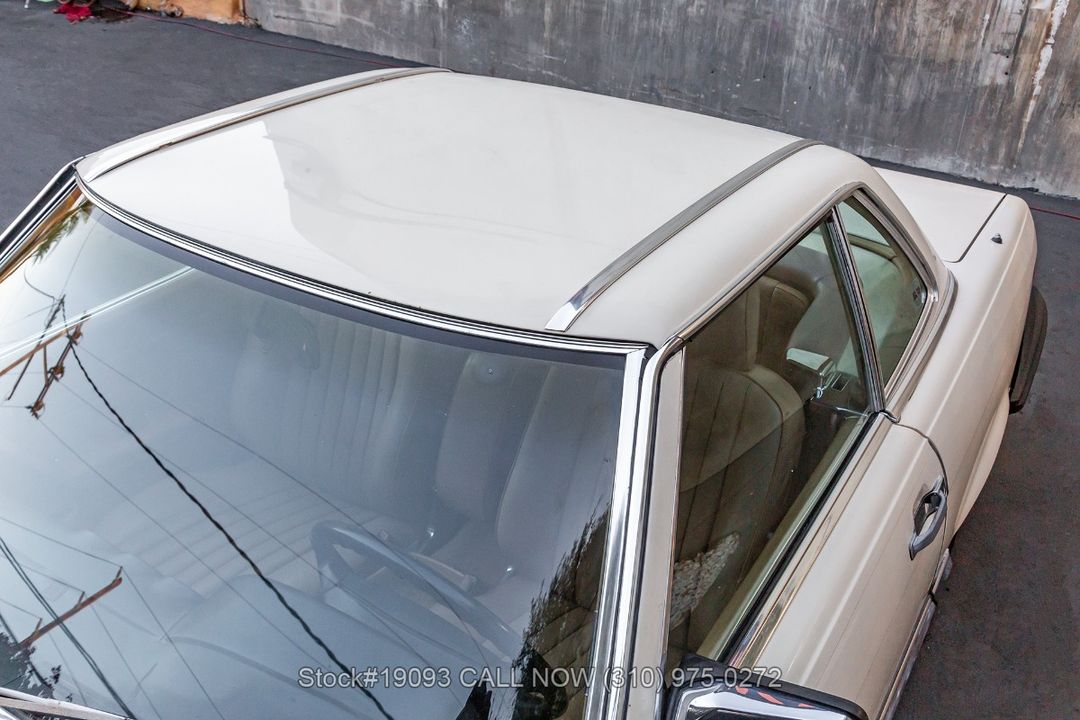 1986 Mercedes-Benz 560SL