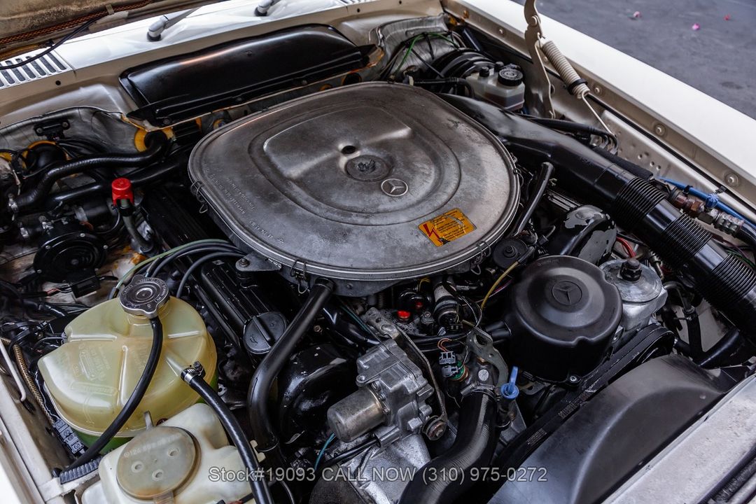 1986 Mercedes-Benz 560SL