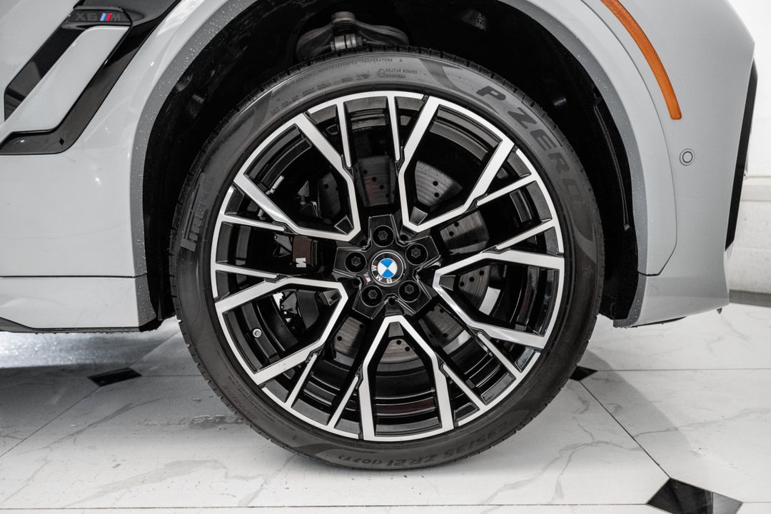 2024 BMW X6 M