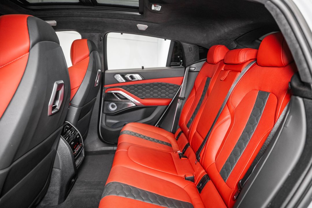 2024 BMW X6 M