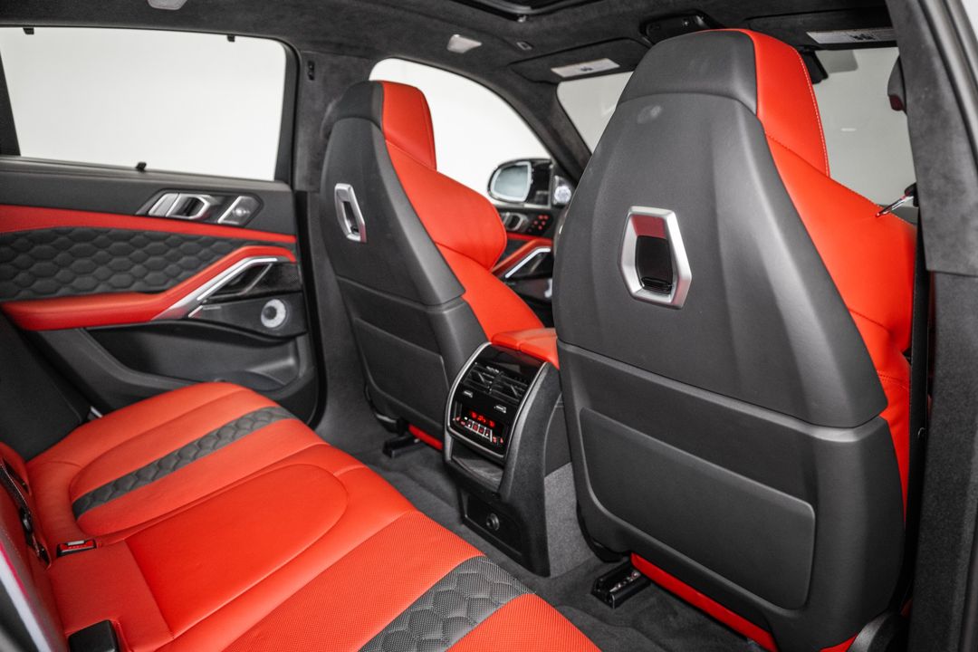 2024 BMW X6 M