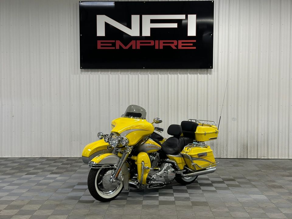 2005 Harley Davidson FLHTCSE2