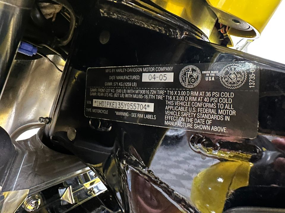 2005 Harley Davidson FLHTCSE2