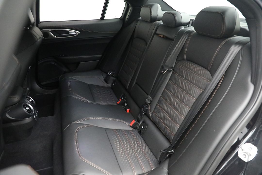 2025 Alfa Romeo Giulia