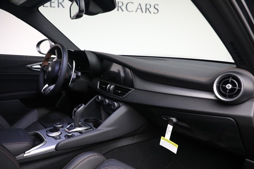 2025 Alfa Romeo Giulia