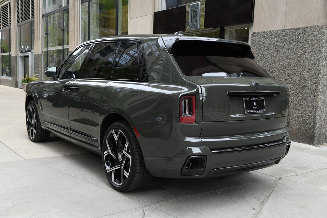 2025 Rolls-Royce Black Badge Cullinan