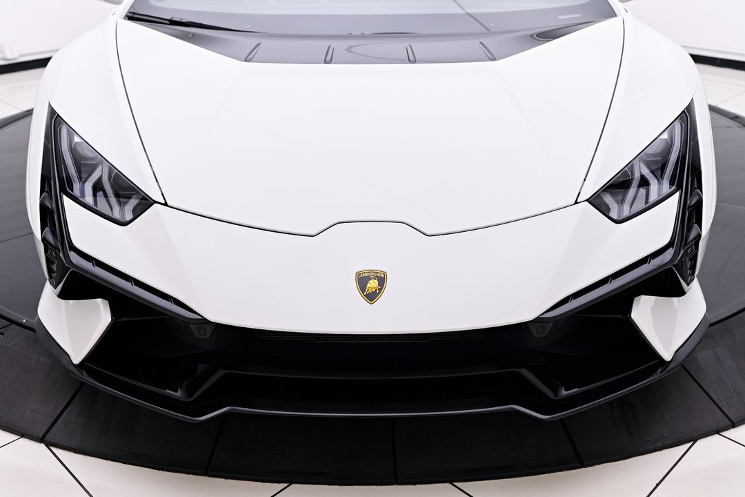 2023 Lamborghini Huracan Tecnica