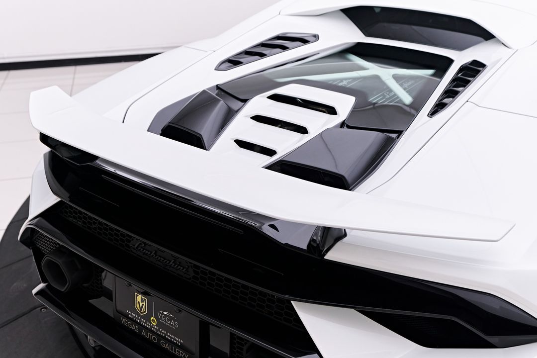 2023 Lamborghini Huracan Tecnica