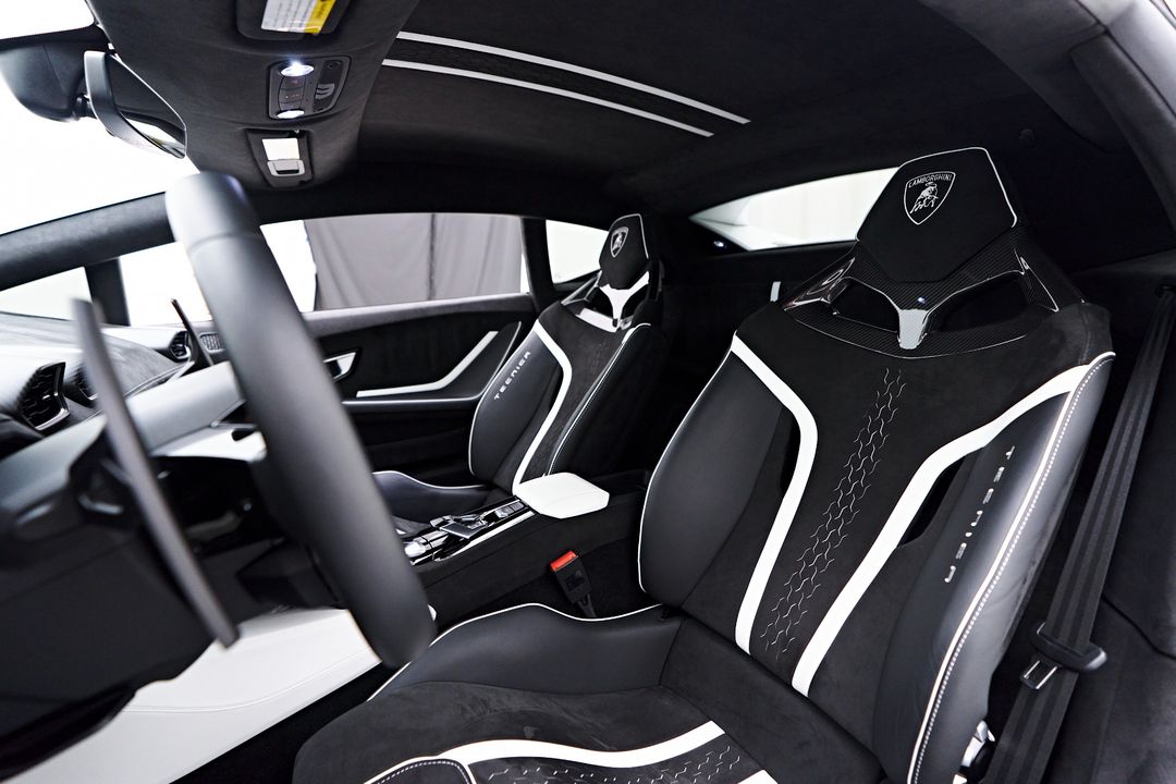 2023 Lamborghini Huracan Tecnica