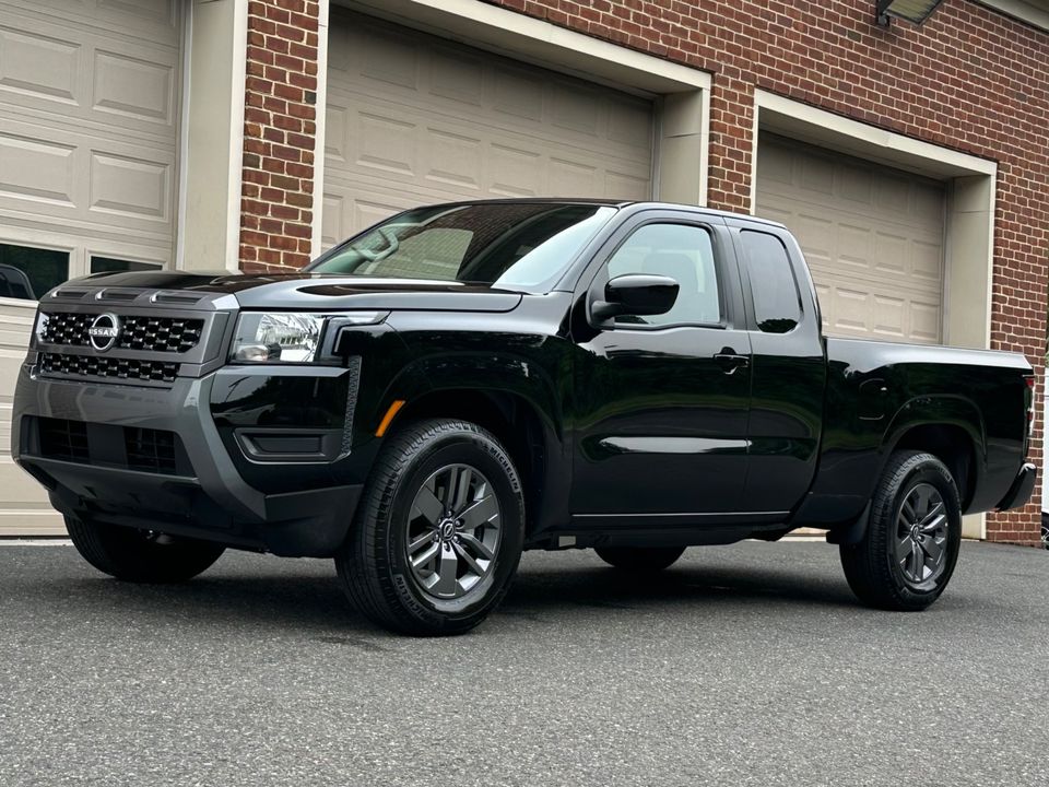 2025 Nissan Frontier