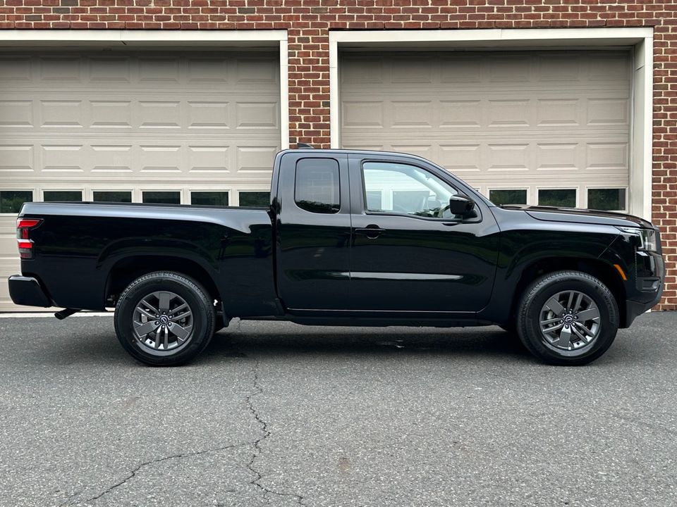2025 Nissan Frontier