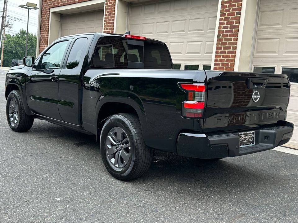 2025 Nissan Frontier