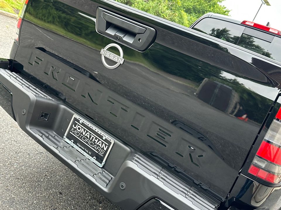 2025 Nissan Frontier