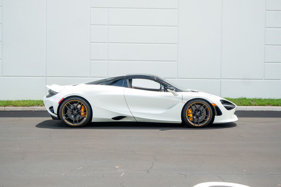 2024 McLaren 750S Spider