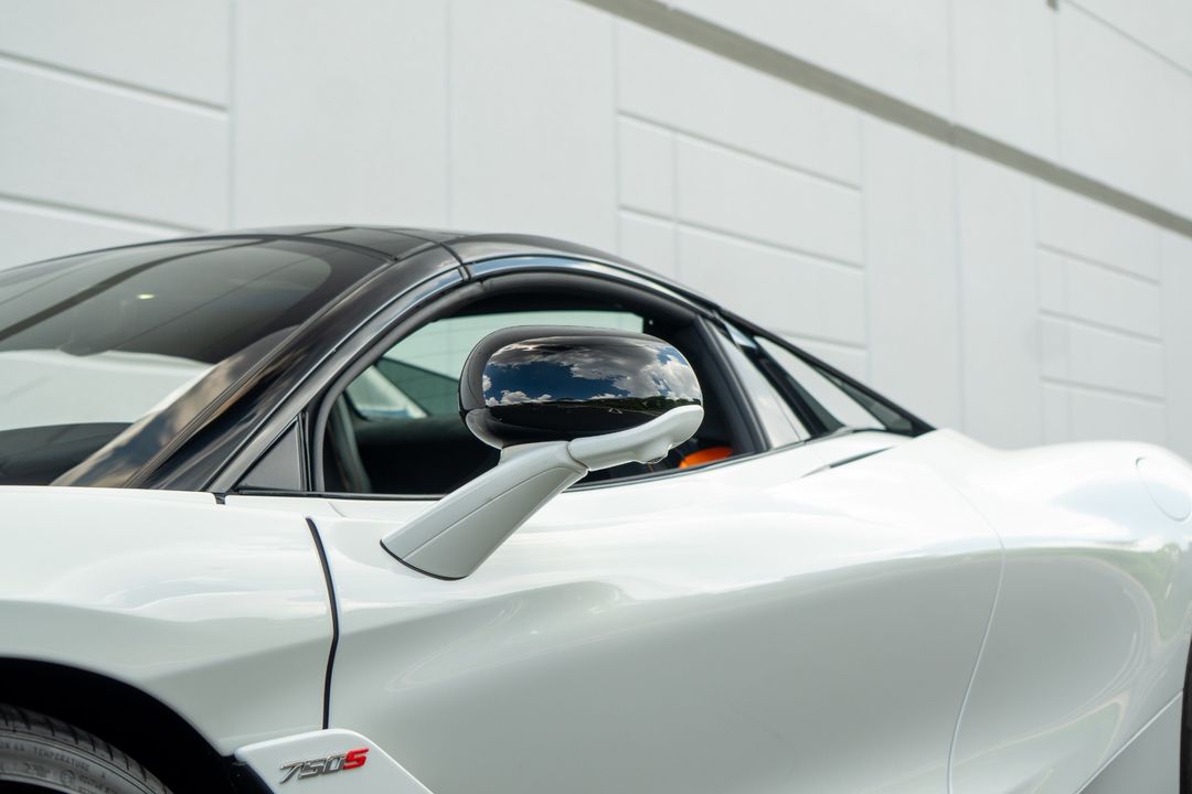 2024 McLaren 750S Spider