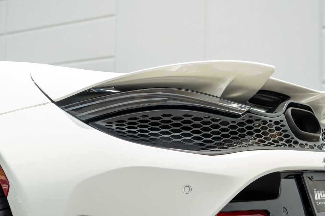 2024 McLaren 750S Spider
