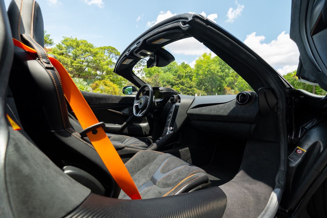 2024 McLaren 750S Spider