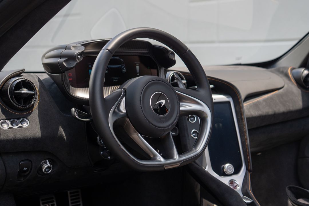 2024 McLaren 750S Spider