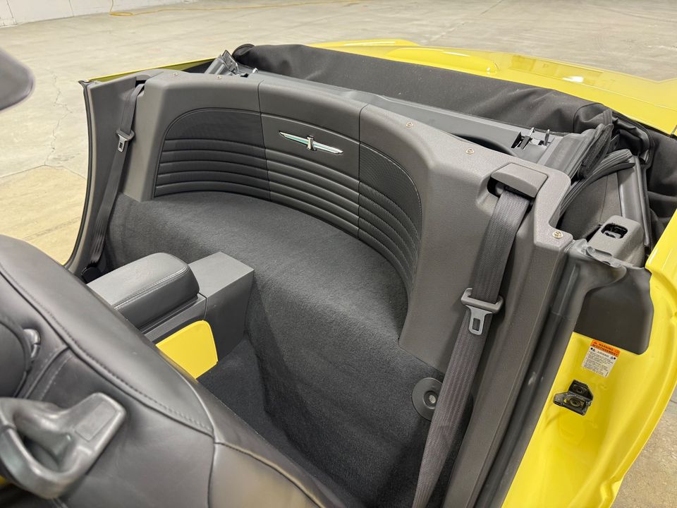 2002 Ford Thunderbird