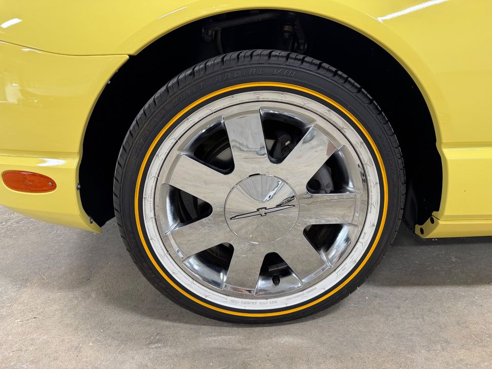 2002 Ford Thunderbird