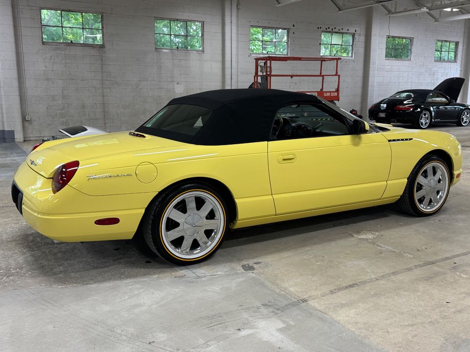 2002 Ford Thunderbird