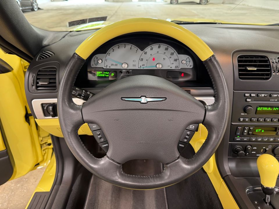 2002 Ford Thunderbird