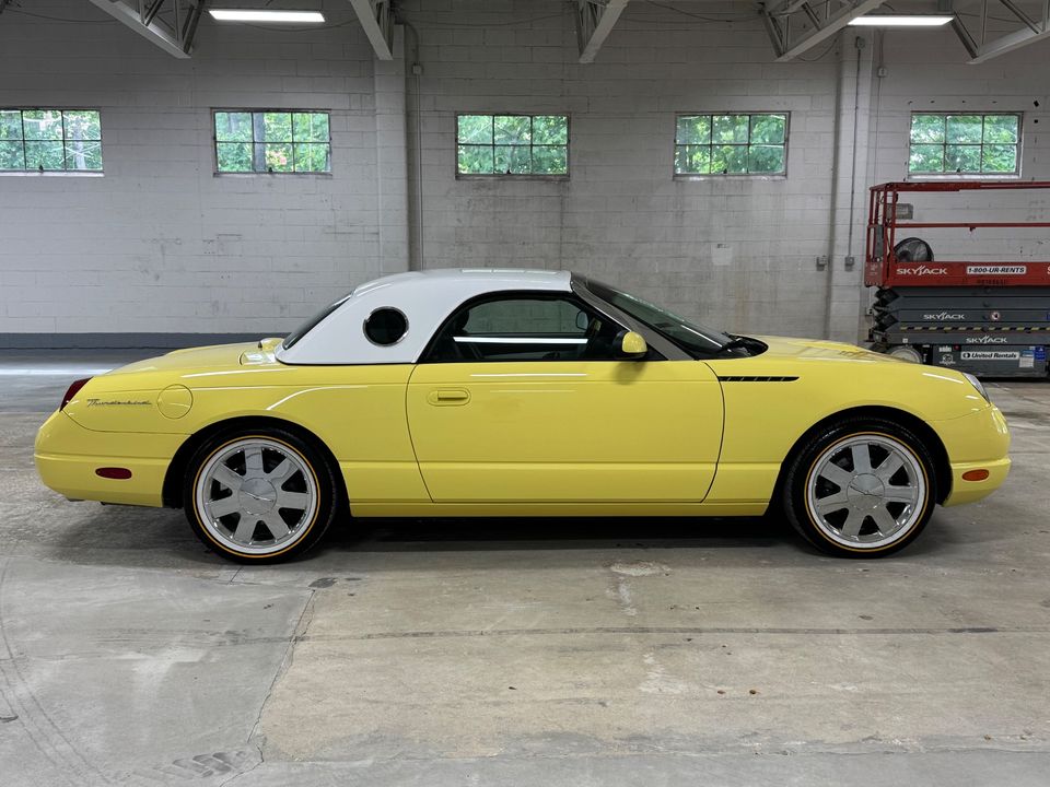 2002 Ford Thunderbird