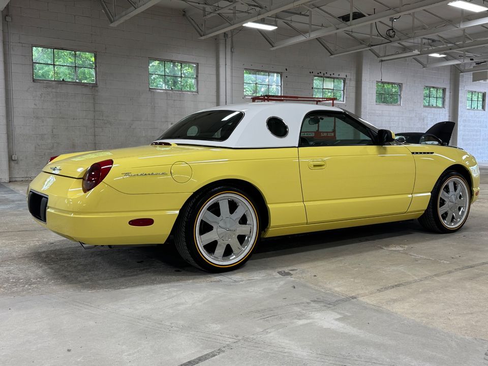 2002 Ford Thunderbird