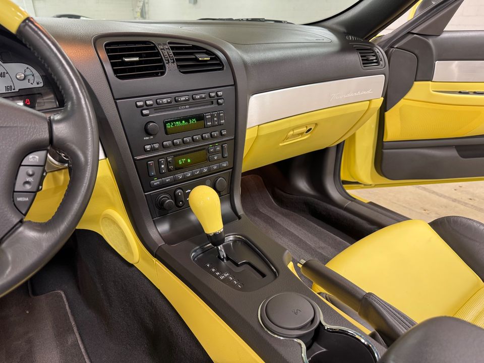 2002 Ford Thunderbird