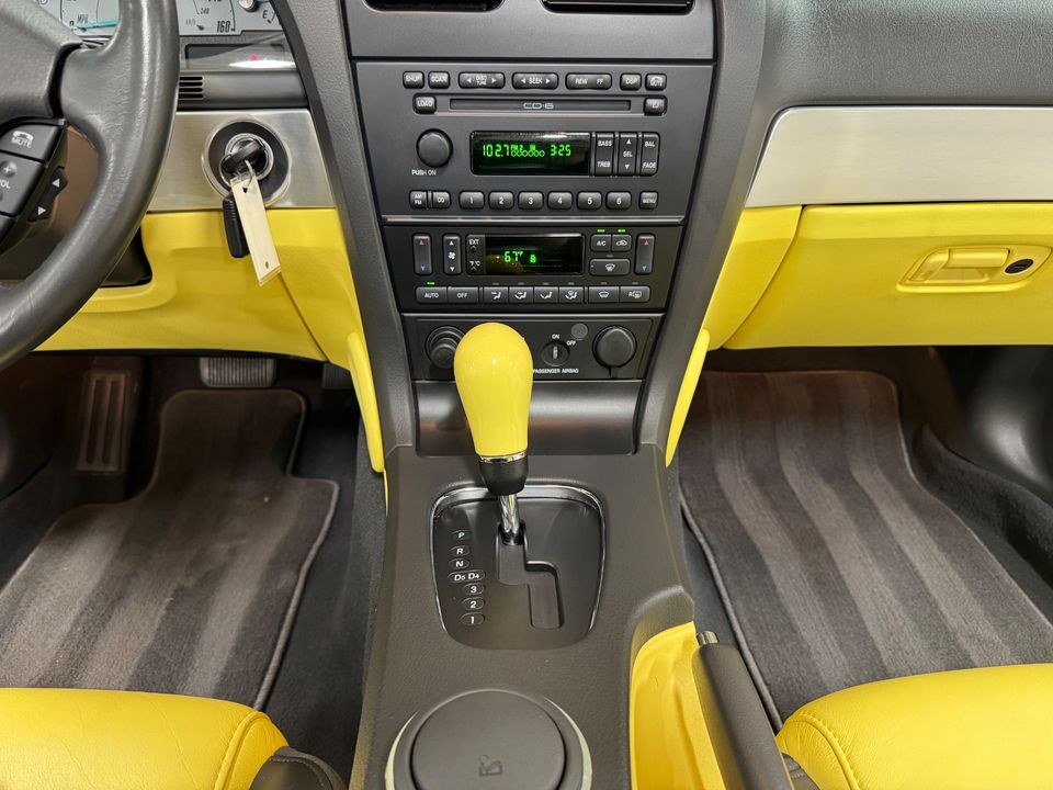 2002 Ford Thunderbird