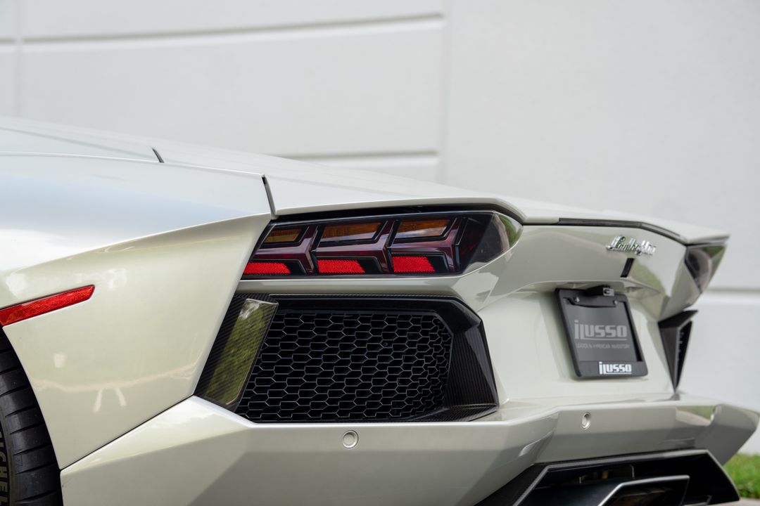 2015 Lamborghini Aventador
