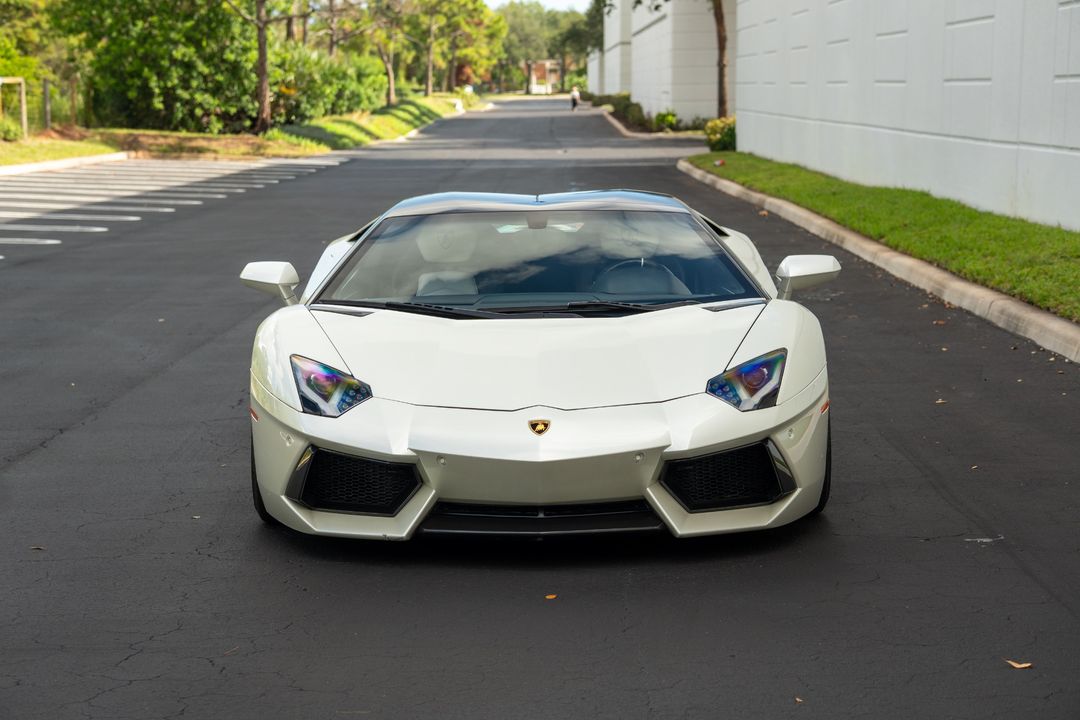 2015 Lamborghini Aventador