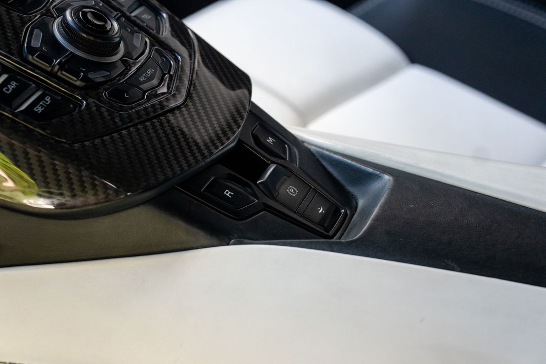 2015 Lamborghini Aventador