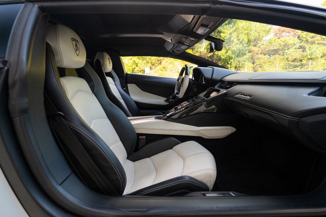 2015 Lamborghini Aventador