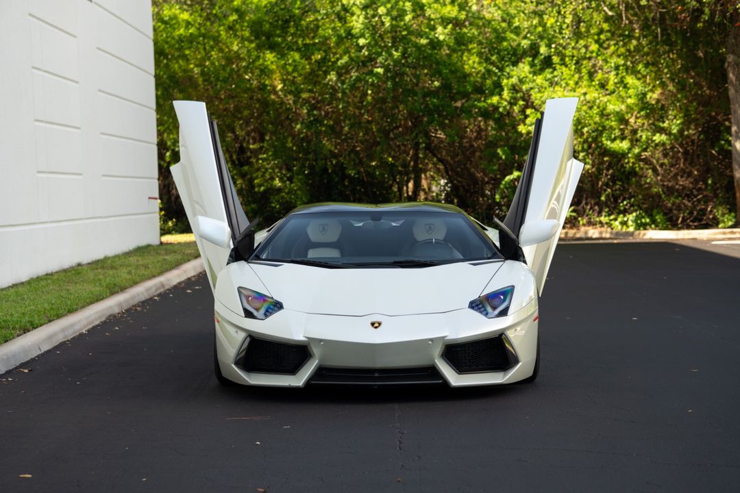 2015 Lamborghini Aventador