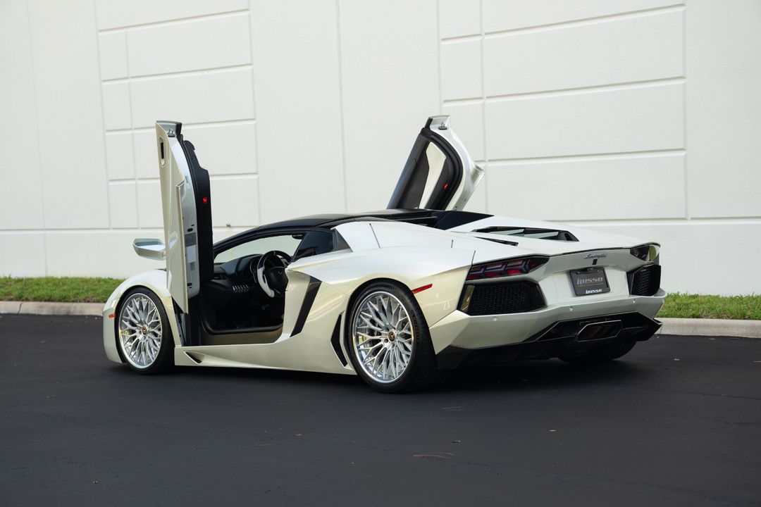 2015 Lamborghini Aventador