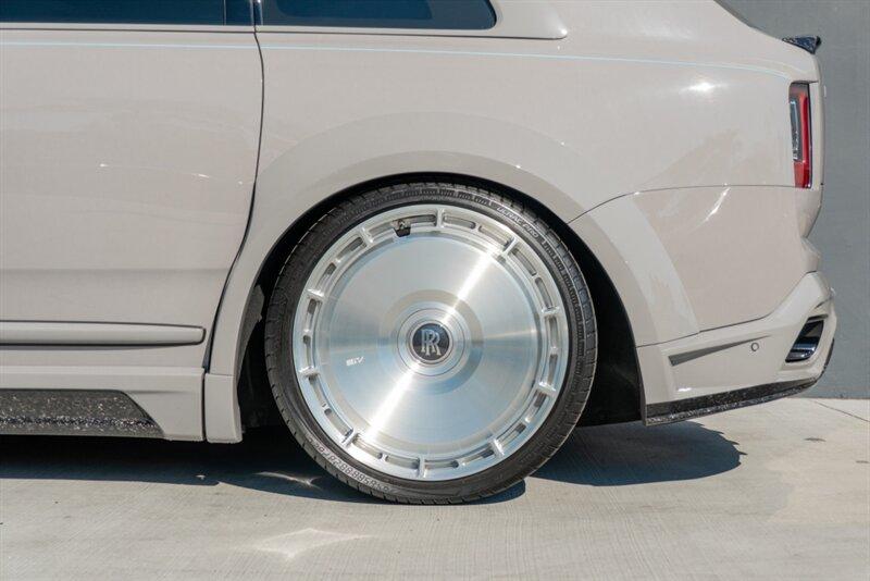 2025 Rolls-Royce Black Badge Cullinan