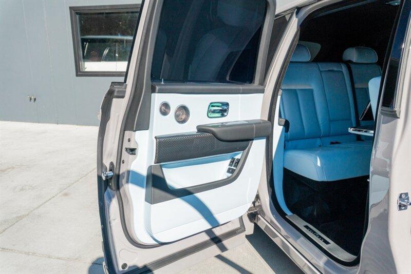 2025 Rolls-Royce Black Badge Cullinan