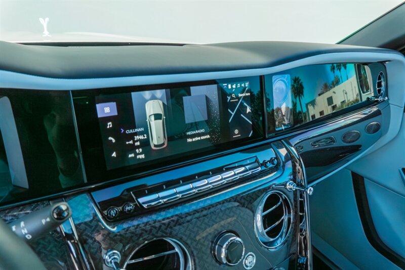 2025 Rolls-Royce Black Badge Cullinan